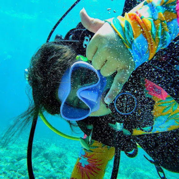 Meet your Posher, Chloe - Picture 1 of 1